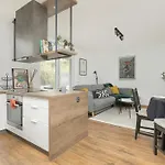 Zbozowa 2a Nowy Kleparz Cracow By Renters Apartamento
