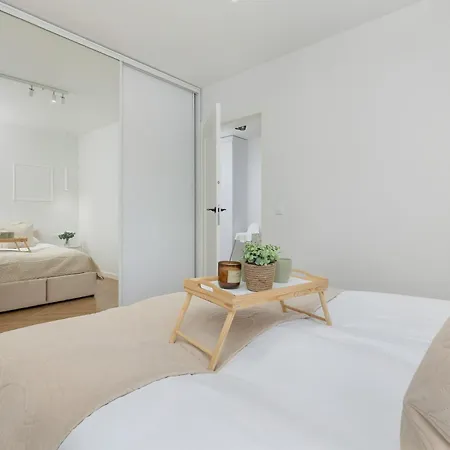 Zbozowa 2a Nowy Kleparz Cracow By Renters Apartament Kraków